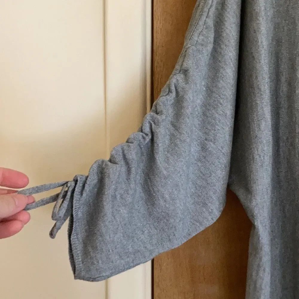 Max Studio Scrunch Sleeve Crew Neck - Picture 3 of 12